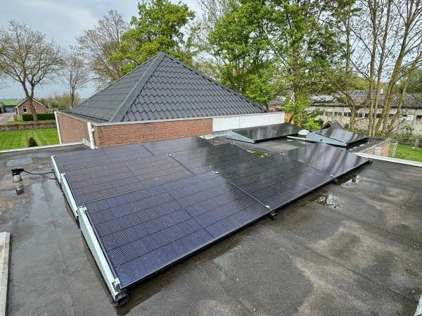 Zonnepanelen rouwcentrum